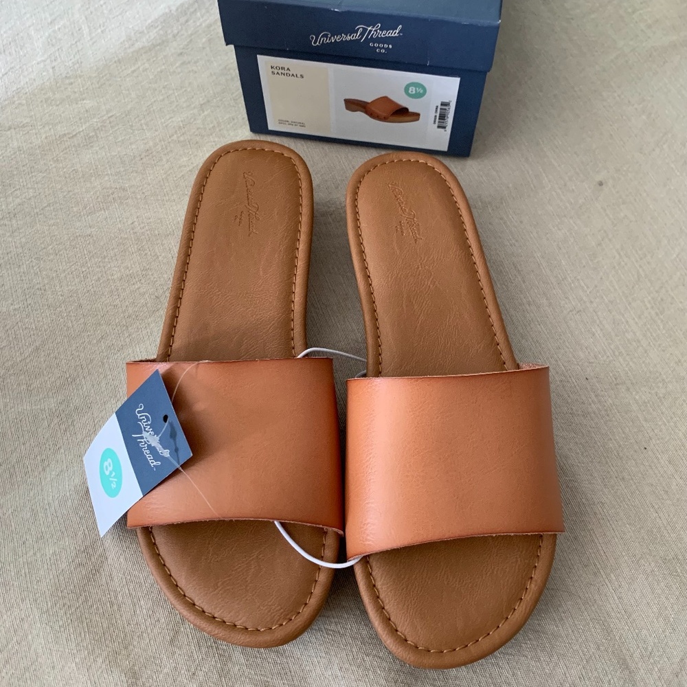 Universal Thread • Women’s Sandals Kora 8.5